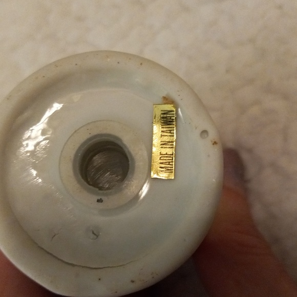 Vintage Dallas Texas State Flag Salt and Pepper Shaker Set Made in Taiwan - Picture 2 of 6